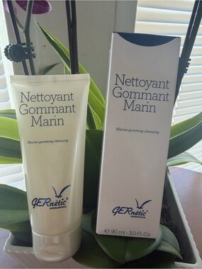 Nettoyant Gommant Marin - Marine Gumming Cleansing (White)